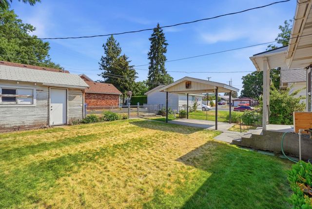 421 E Courtland Ave, Spokane, WA 99207