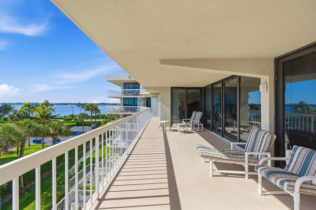 3250 S Ocean Boulevard 401s, Palm Beach, FL 33480