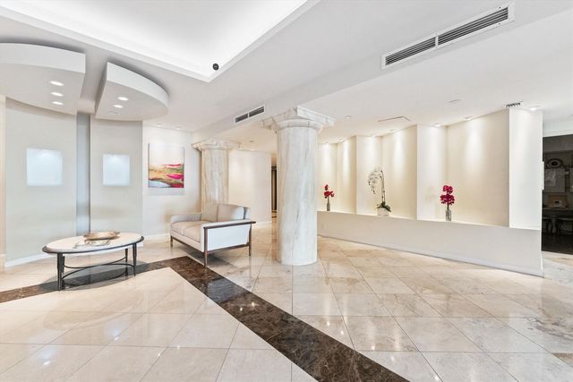 3250 S Ocean Boulevard 401s, Palm Beach, FL 33480