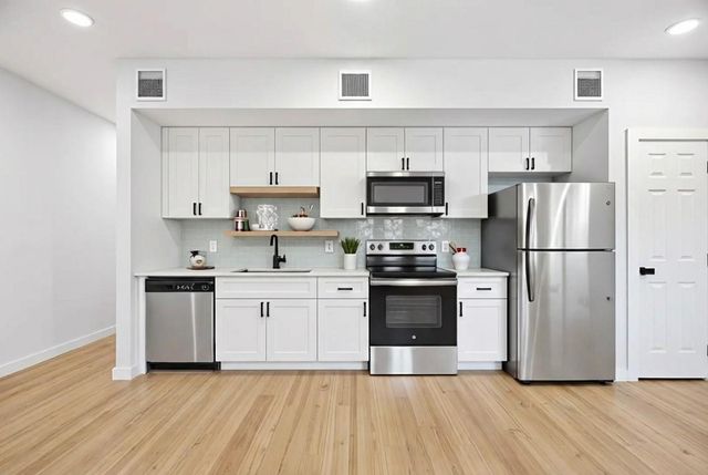 7625 De Priest Street A, Houston, TX 77088