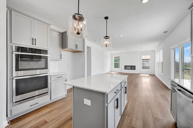 9892 Slater Drive, Mccordsville, IN 46055