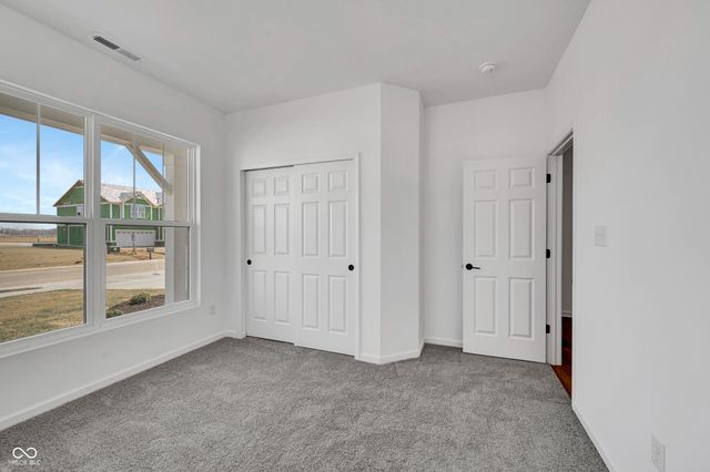 9892 Slater Drive, Mccordsville, IN 46055