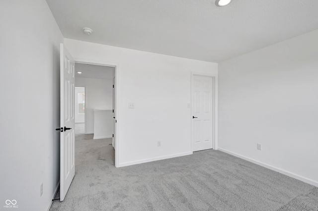 9892 Slater Drive, Mccordsville, IN 46055