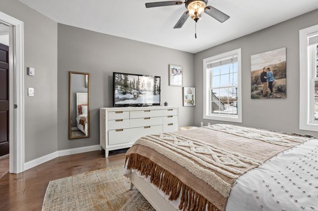 2390 58 Avenue S, Fargo, ND 58104