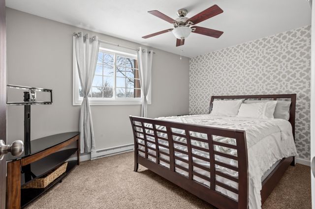 2390 58 Avenue S, Fargo, ND 58104