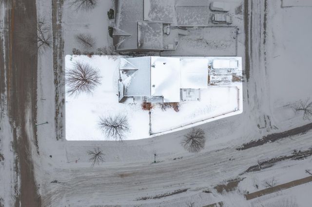 2390 58 Avenue S, Fargo, ND 58104