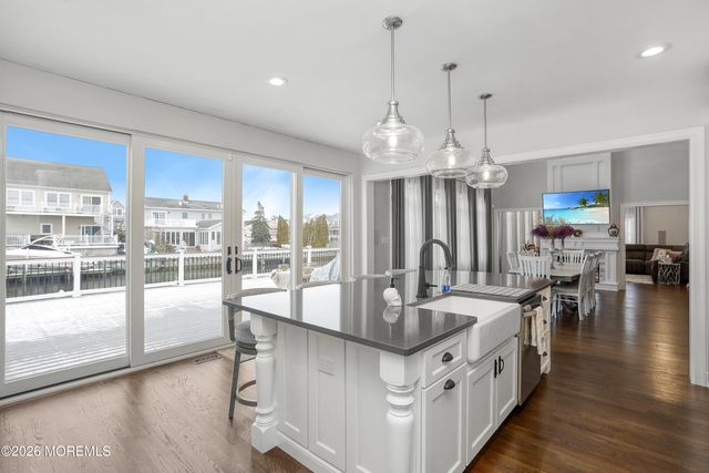 50 Neptune Road, Toms River, NJ 08753