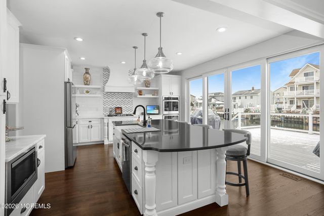 50 Neptune Road, Toms River, NJ 08753