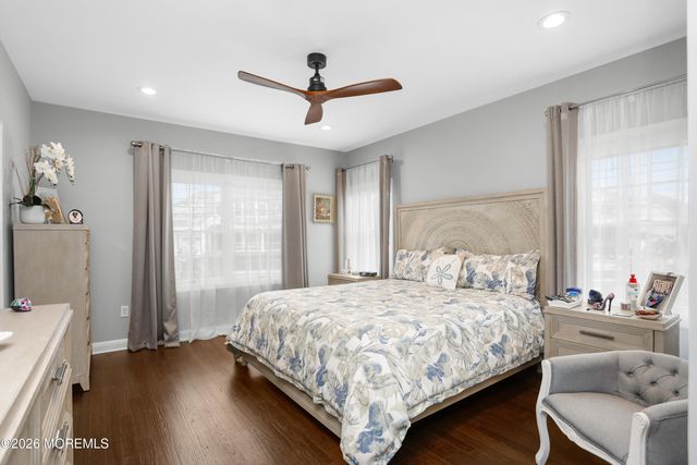 50 Neptune Road, Toms River, NJ 08753