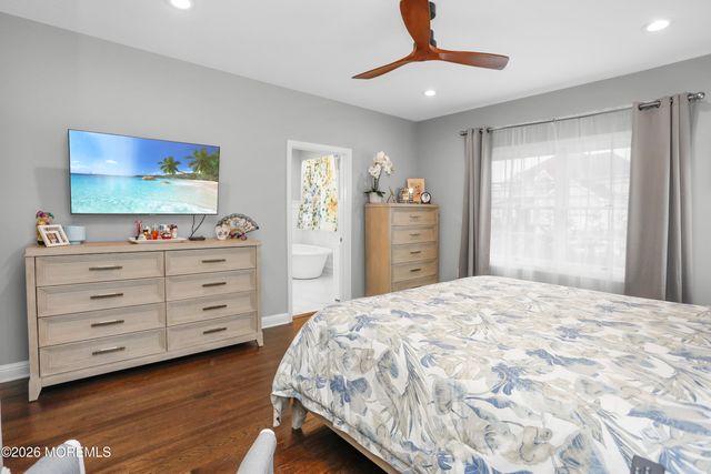 50 Neptune Road, Toms River, NJ 08753