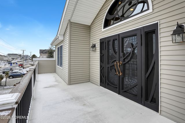 50 Neptune Road, Toms River, NJ 08753