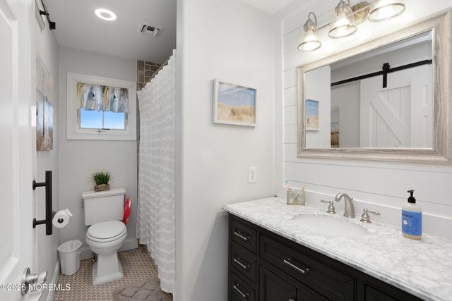 50 Neptune Road, Toms River, NJ 08753