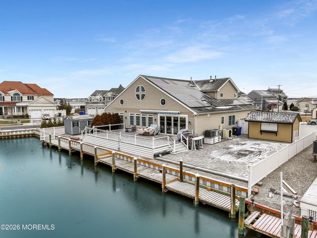 50 Neptune Road, Toms River, NJ 08753