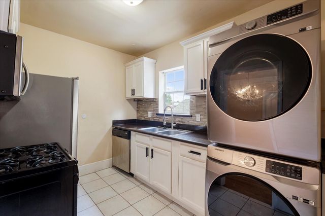 3005 Arbor Street B, Houston, TX 77004