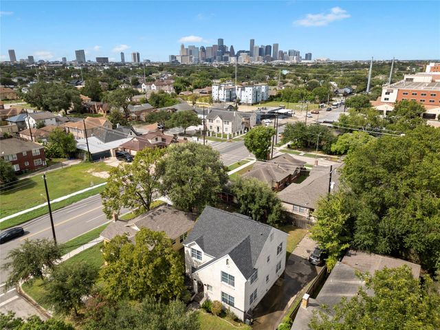 3005 Arbor Street B, Houston, TX 77004