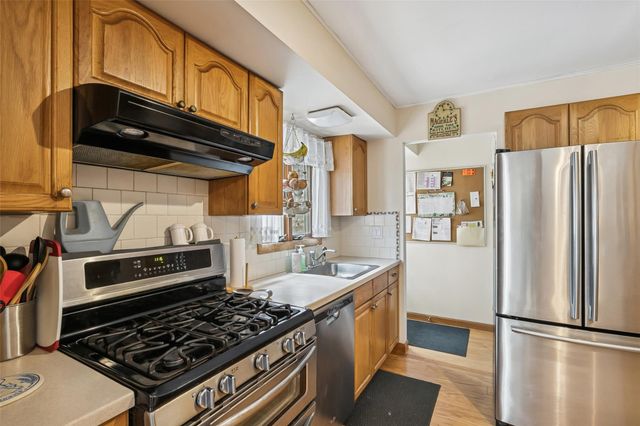10 Bass Court, Huntington, NY 11743