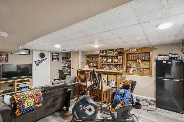 10 Bass Court, Huntington, NY 11743