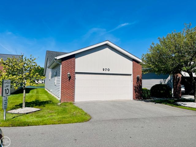 970 St Joseph Lane, Marysville, MI 48040