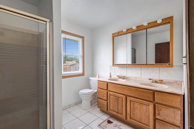 9335 W County Line ROAD #9325, Milwaukee, WI 53224