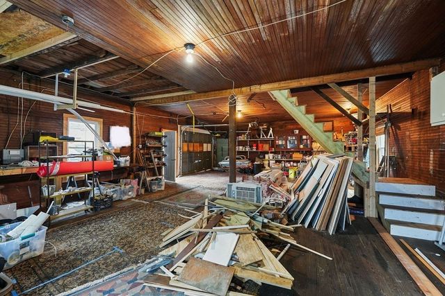 709 Second St, Fall River, MA 02721