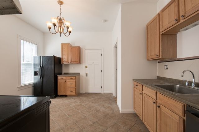 709 Second St, Fall River, MA 02721