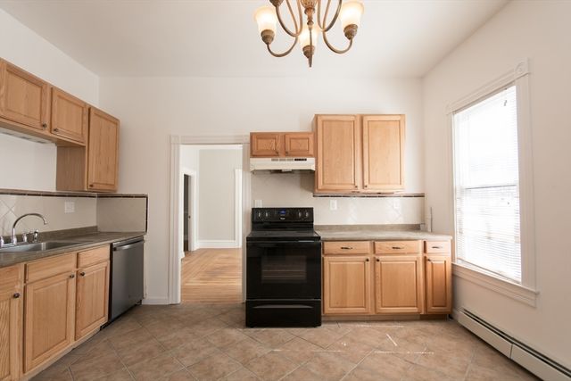 709 Second St, Fall River, MA 02721