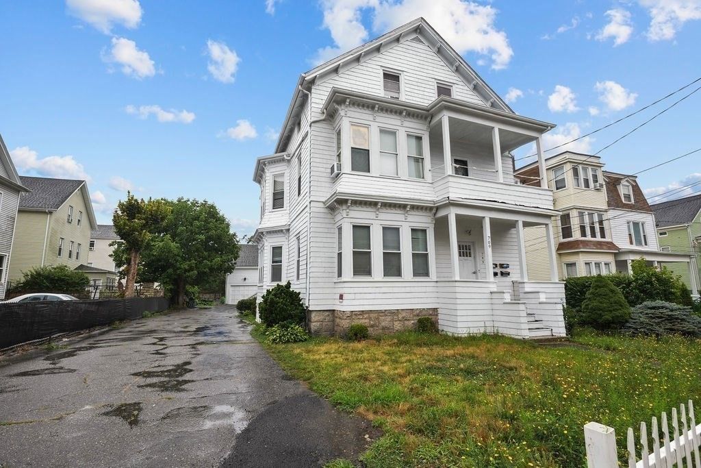 709 Second St, Fall River, MA 02721