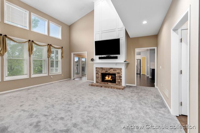 7326 Royal Ridge Se, Gaines Twp, MI 49316