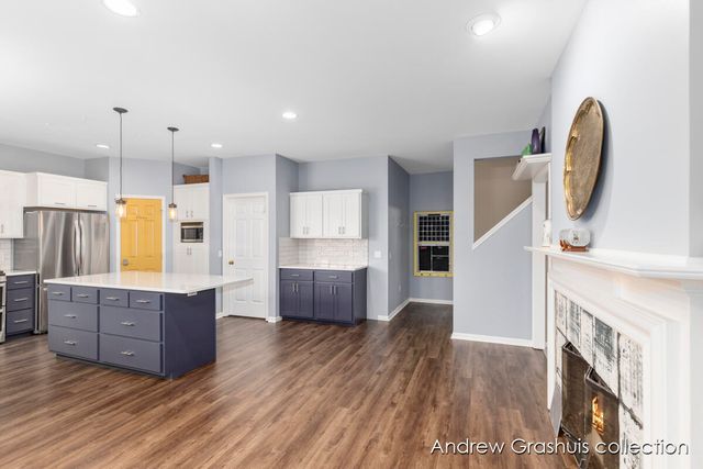7326 Royal Ridge Se, Gaines Twp, MI 49316