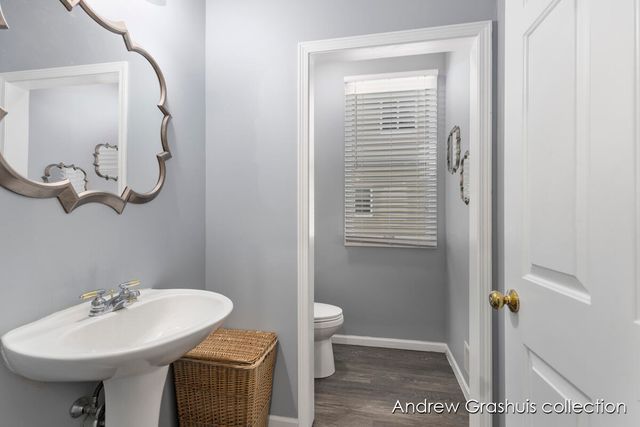 7326 Royal Ridge Se, Gaines Twp, MI 49316