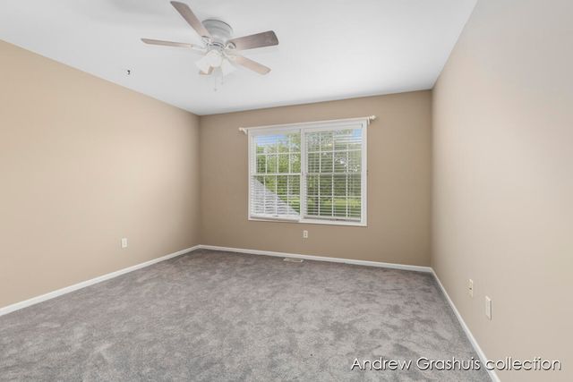 7326 Royal Ridge Se, Gaines Twp, MI 49316