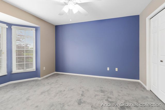 7326 Royal Ridge Se, Gaines Twp, MI 49316