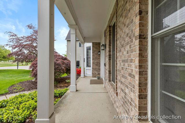 7326 Royal Ridge Se, Gaines Twp, MI 49316