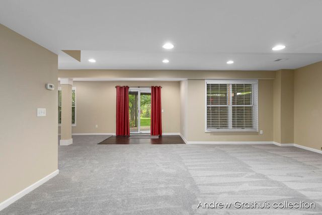 7326 Royal Ridge Se, Gaines Twp, MI 49316