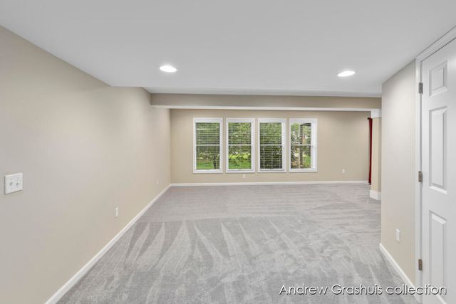 7326 Royal Ridge Se, Gaines Twp, MI 49316