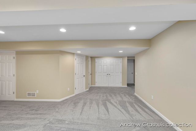7326 Royal Ridge Se, Gaines Twp, MI 49316