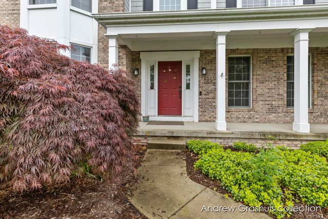 7326 Royal Ridge Se, Gaines Twp, MI 49316