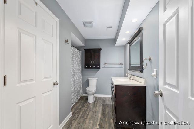 7326 Royal Ridge Se, Gaines Twp, MI 49316