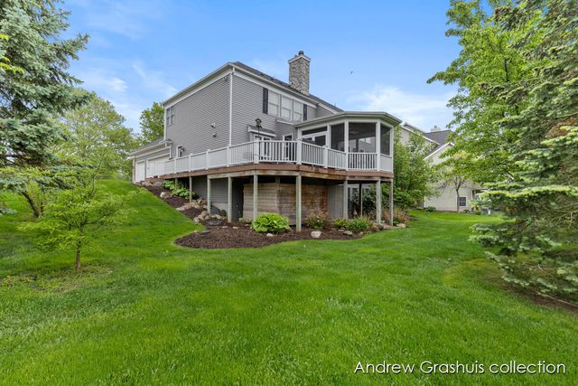 7326 Royal Ridge Se, Gaines Twp, MI 49316
