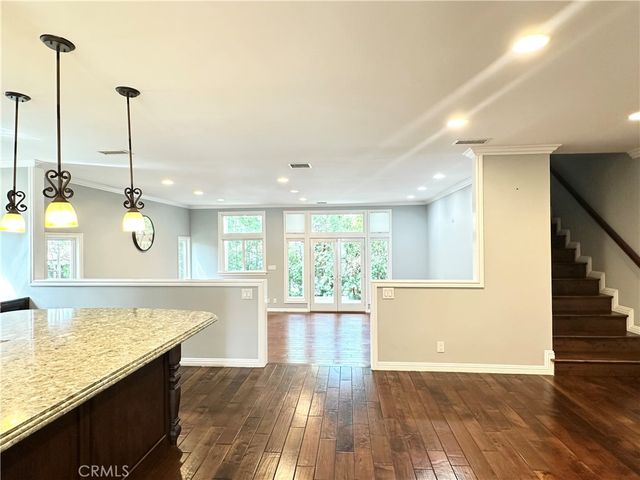 2649 N Parish, Burbank, CA 91504
