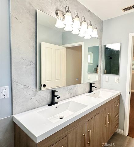 2649 N Parish, Burbank, CA 91504