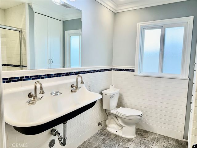 2649 N Parish, Burbank, CA 91504
