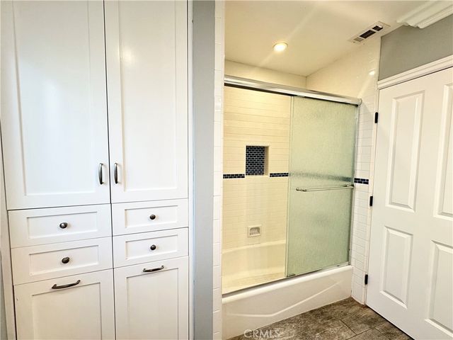 2649 N Parish, Burbank, CA 91504