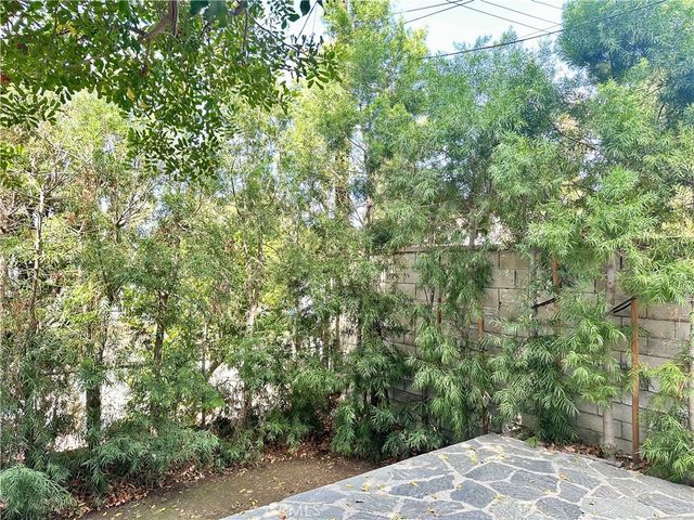 2649 N Parish, Burbank, CA 91504