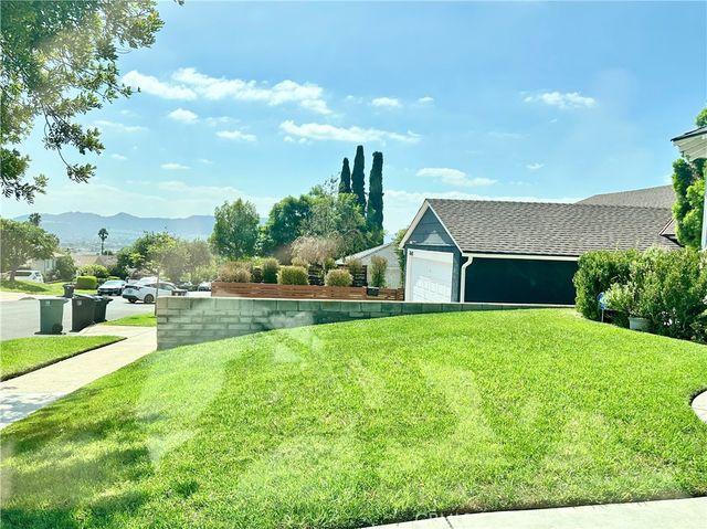 2649 N Parish, Burbank, CA 91504
