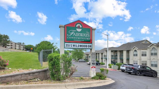 351 S Wildwood Drive 8-4, Branson, MO 65616