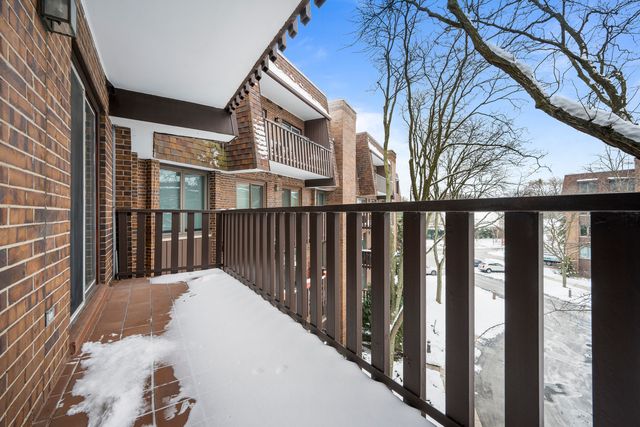 1125 Lake Cook Road 405, Northbrook, IL 60062