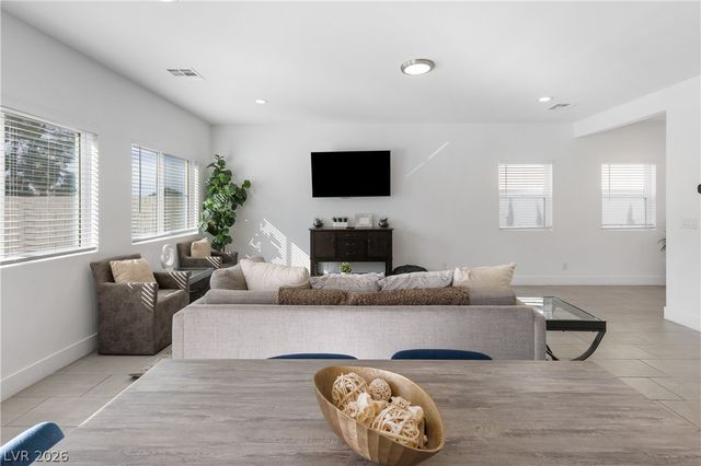 3915 Wesvan Court, Las Vegas, NV 89121