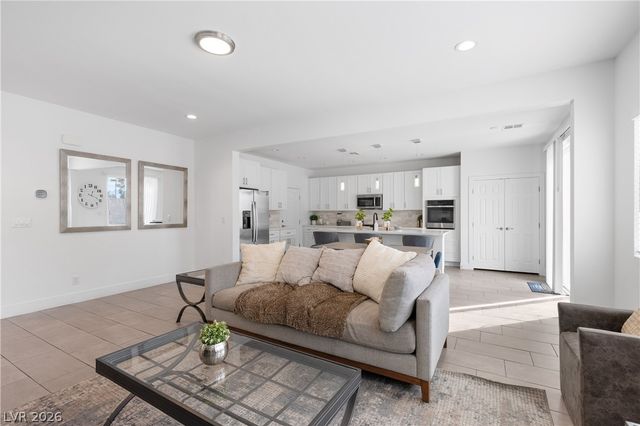 3915 Wesvan Court, Las Vegas, NV 89121