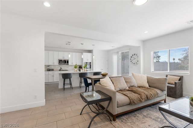 3915 Wesvan Court, Las Vegas, NV 89121